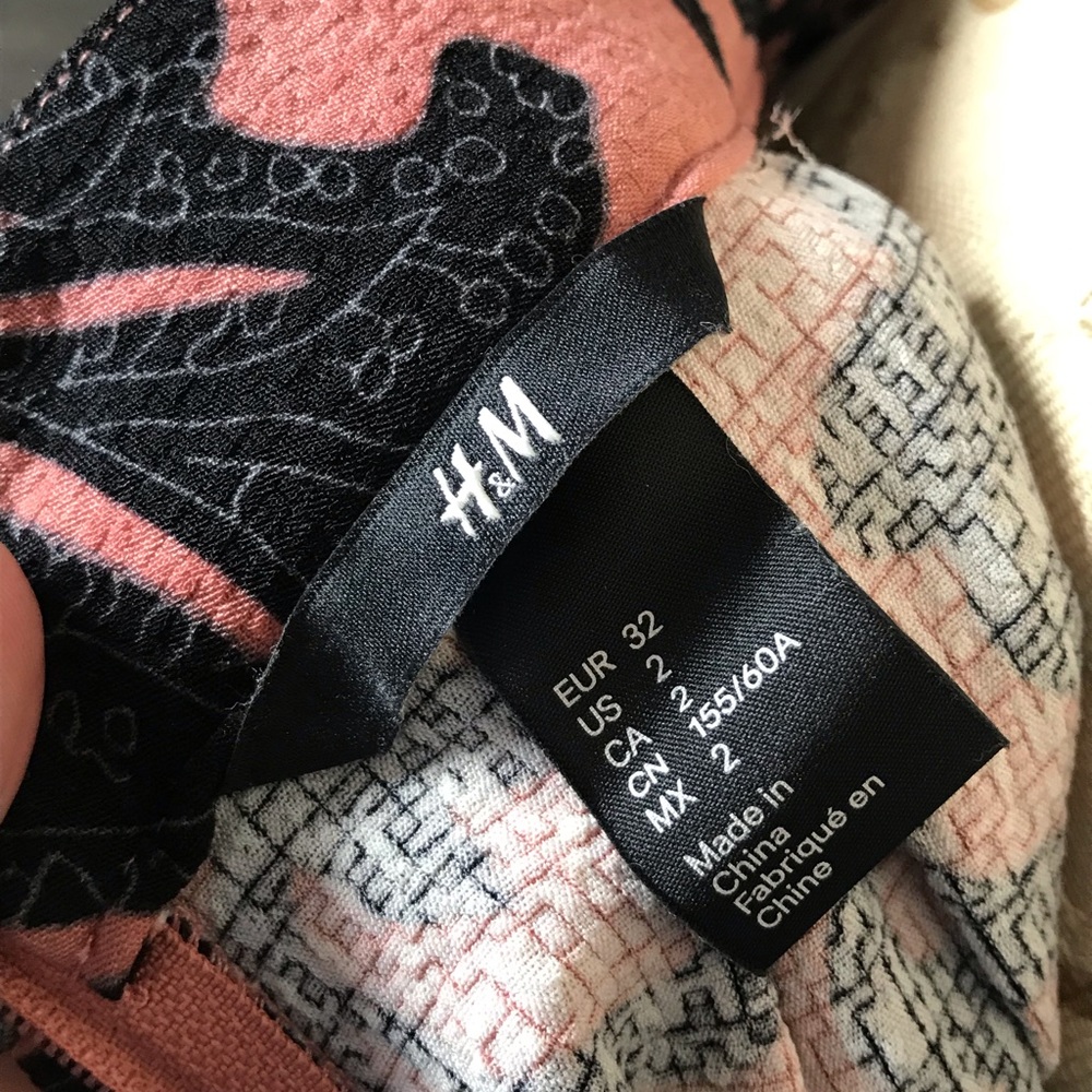 H&M a-line skirt with pockets - Picture 2 of 2